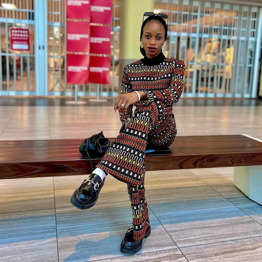 Zara Multicolor Patterned Knit Set - Picture 4 of 15